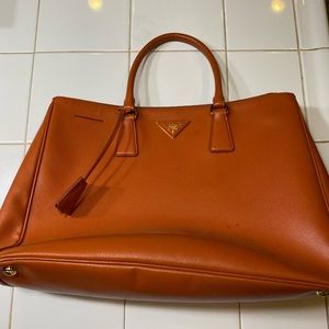 orange prada bag!